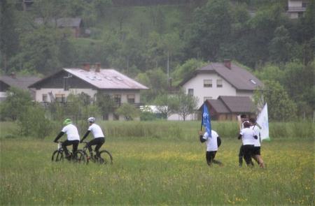 KLJUB KISLEMU VREMENU JE SLOVENSKA OLIMPIJSKA BAKLA V BOROVNICO PRINESLA OLIMPIJSKI ŽAR 21